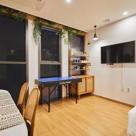 Hotel Poco Seongsu Seoul Bagian luar foto
